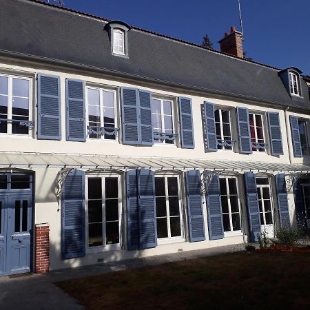 Les Pierres Bleues Hotel Bar-sur-Aube Bagian luar foto